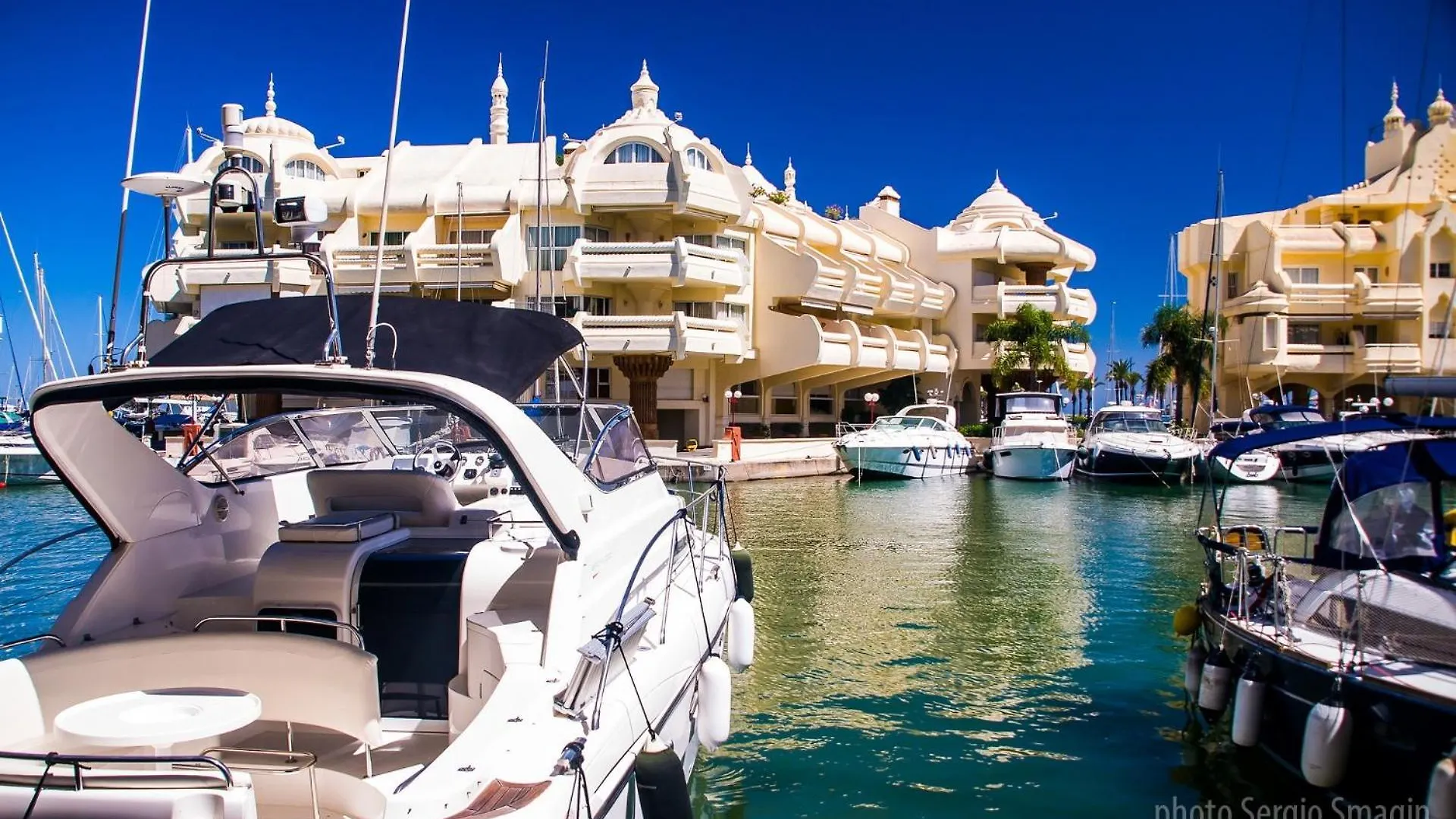 645 Aguila Apartamentos - Vista Al Mar - Cerca De Tren, Restaurantes, Tiendas - Playa A 10 Min Caminando Benalmadena