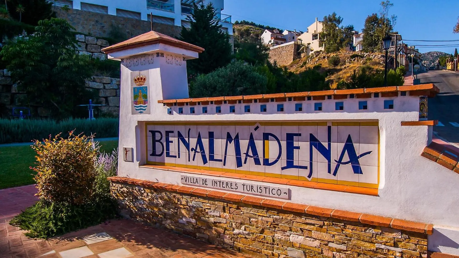 645 Aguila Apartamentos - Vista Al Mar - Cerca De Tren, Restaurantes, Tiendas - Playa A 10 Min Caminando Benalmádena Lägenhet